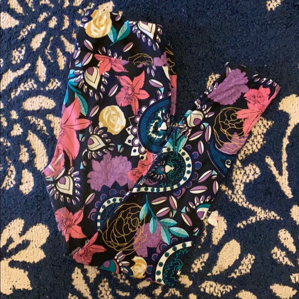 Lularoe leggings  TC